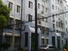 芳华苑2002年商品房小区,满五不V1,一手动迁,中间楼层,