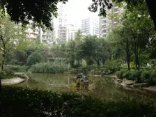 精装两房,配套齐全近轻轨,住家安静