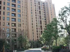 嘉宝品质小区 户型方正 诚意出售 配套齐全