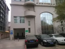 五泉民主西路仁恒晶城,户型方正,电梯,诚心出售中。