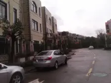 红谷滩繁华地段新空毛坯给您自由的装修空间,钥匙在手,方便看房