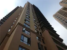 北滨路 招商江湾城四房220万