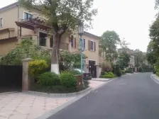 业主诚意出售 看房有密码 毛坯状态 格局方正实用