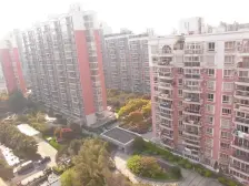 大四房 小区花园位置 有车位 视野采光好 户型方正