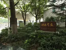 近地铁,电梯房 中间楼层,新上房源