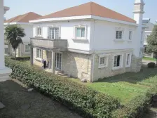 川沙独栋别墅,2亩花园,停车方便 随时看房带车位 ,朝南花园