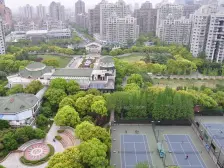 品质小区 大两房,精装修 全屋地暖 小区停车方便