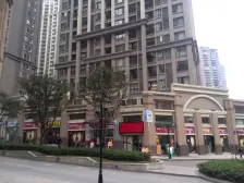 此房精装修 朝南 看中庭 视野好 采光充足