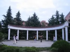 适合中老年人,双南错层两房,卧室跟客厅动静分离