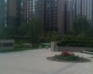 格局好,绿化好,视野宽阔,采光充足,配套设施齐全