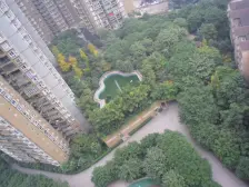 宝圣湖畔直接看湖156平四居室 东南朝向采光佳