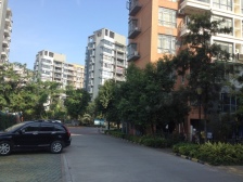 准地铁口物业,大社区,精装两房,保养好,业主急售