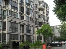 万达绿地双商圈,满五年南北通透 看房有钥匙 业主诚售