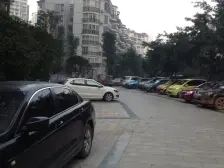 业主诚心出售,价格可以谈,轨道3号线,轨道9号线