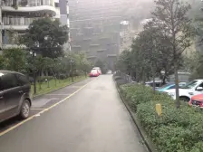 电梯大两房双卫 格局方正 朝南 中间楼层 屋况保持良好