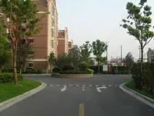 绿地玲珑寓 1室1厅 南