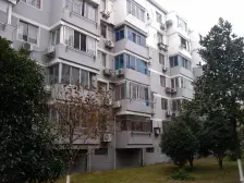 九组团 落地三楼 两房朝南 边户 全明户型 诚心出售