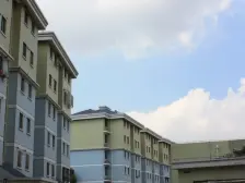 送50平阁楼!2005年竣工,满五年税各付,车位充足,荟聚旁