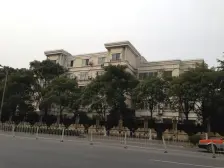 位置安静,出行方便,配套齐全,业主诚意出售