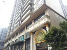 方圆月岛 中层一房 过五年 急售价格可谈 随时看房