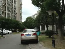 近地铁 产权清晰,电梯房,中间楼层 业主诚意