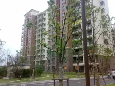 近地铁,原始动税费少,高区视野好,钥匙房随时看