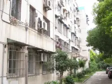 主卧朝南,环境优美,居家装修,诚意出售