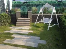 新挂牌联排别墅,负一明光,带室内电梯,搂空餐厅