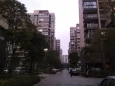 万达小户型2房,楼层好,出入方便,采光刺眼,租客住