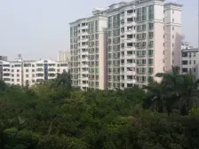 此房已做四房 实用高达99%实用 保养安好 可以随时入住