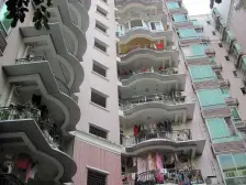 步行街 春晖花园三房91.5万