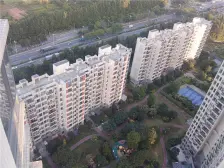 中信凯旋国际 精装4房 高楼层 花园中间位置 两梯两户