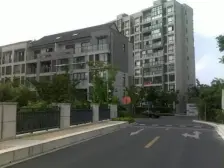 近地铁 通风好 家具全送,电梯房 新上房源