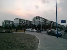 小区花园位置 双轨交 地铁100米