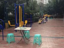 龙溪镇 白鹤林高级住宅小区四房