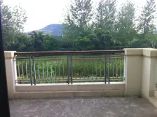 别墅,有花园,有装修,安静,没个税,可看可签