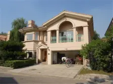 三期E户型;南院子;占地613平;满五唯一;诚售