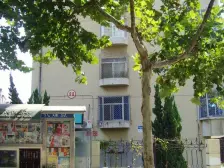 金光西区 多层框架房子一楼 带小棚