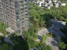 新上房源,中大1房,70年产权,高区+客厅带阳台