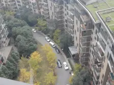 北滨路 龙湖春森彼岸三四五期二房118万