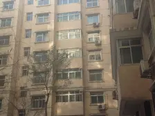 静宁路 电梯好房出售 中 小户型 小区有院子 南北通透