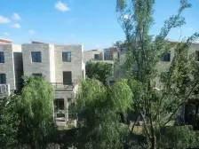 双拼+纯地上两层+500平花园大+纯别墅小区+东临河