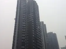 四公里70年产权溯源阁小区 精装住家四房 安心卖