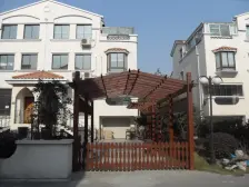 莘松路网红楼盘。豪华装修三年多。专属维护人