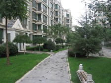 基业豪庭 ,户型方正南北通透,欧式园林