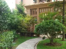 客厅朝南/环境优美/精装好房/一楼送花园