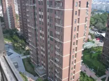 万达商圈昆仑华府精装电梯通透三房 采光好