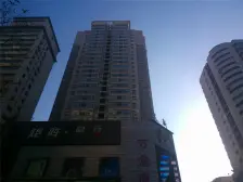 张掖路地铁口民基新城电梯4室西南好户型.高层采光无遮