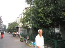 精装修中间楼层,地铁600米出行方便,位置安静