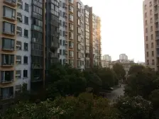 中间楼层 无抵押,急售房源